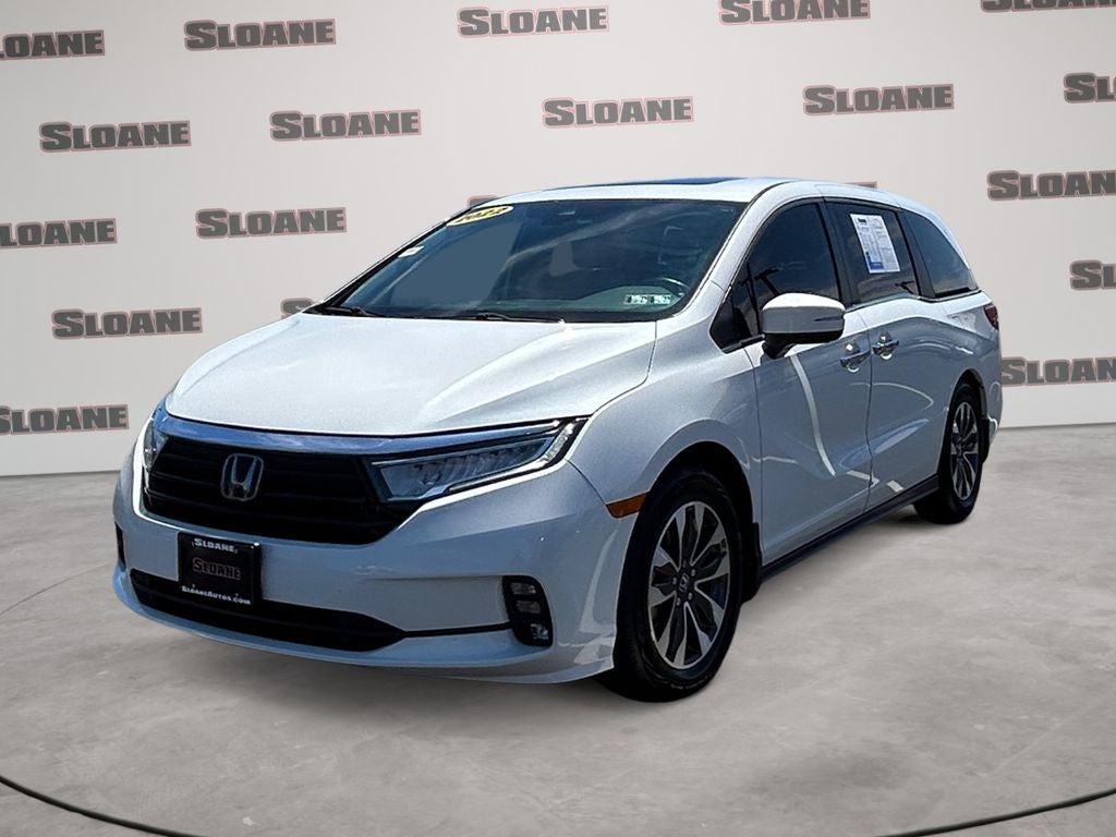 2022 Honda Odyssey EX-L in White — front three-quarter view
